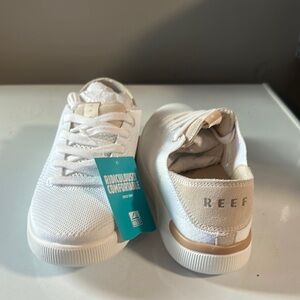 Reef Classic White Casual Sneakers brand new